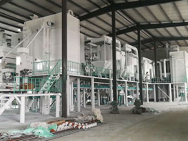 <a href=http://www.378492.com/product/6/ target=_blank class=infotextkey>玉米深加工機(jī)械</a>